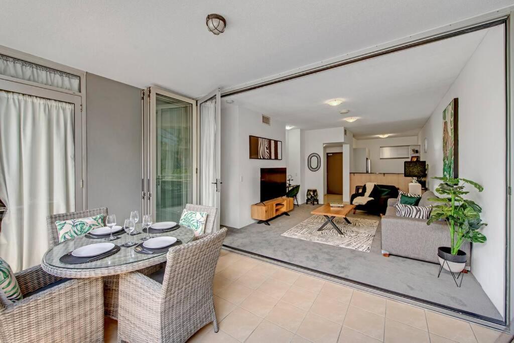 Apartment Wild Luxe Exec - Free Parking & 100mps+wifi
