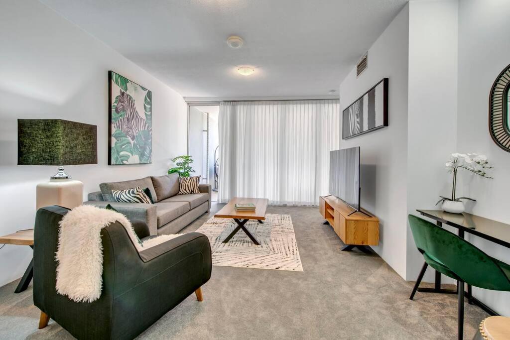 Wild Luxe Exec - Free Parking & 100mps+wifi Apartment Brisbane